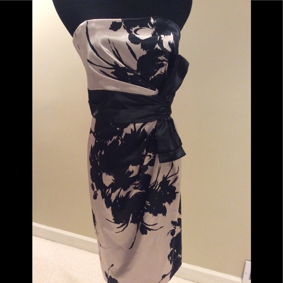 White House Black Market Dresses & Skirts - White House Black Market Sz 6 Cocktail Dress